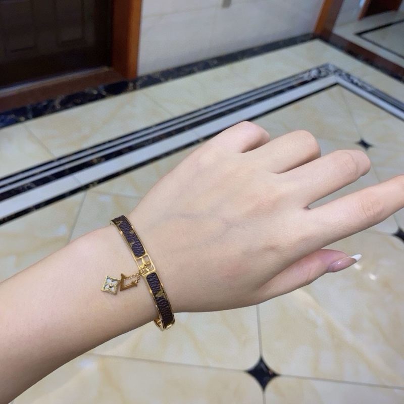 LV Bracelets